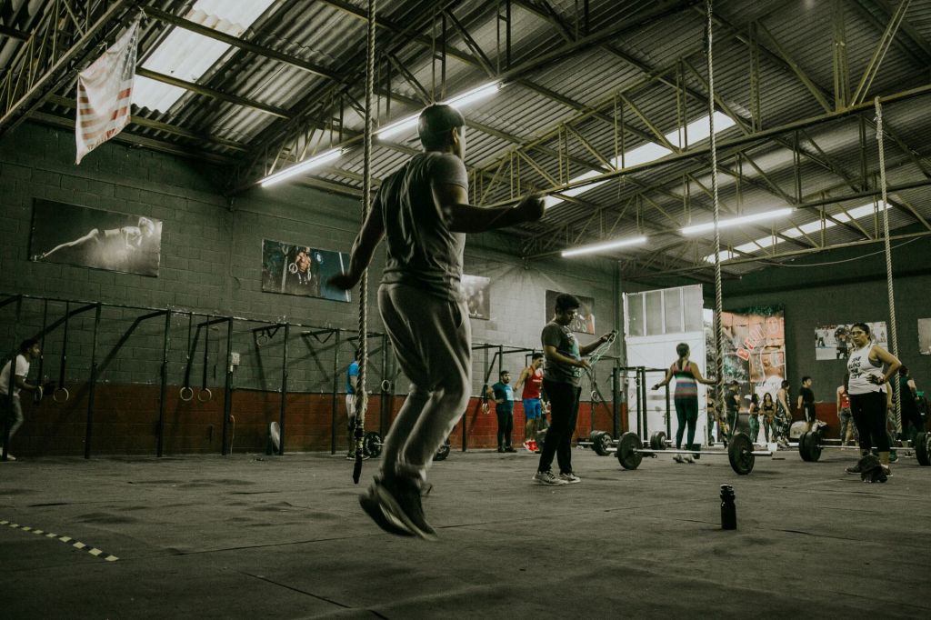 Mover el cuerpo para cuidar la mente: ¿qué dice la evidencia reciente?